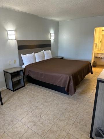 Executive Inn Mercedes Weslaco Bagian luar foto